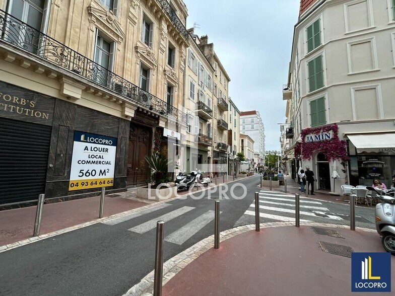 Local commercial dans Cannes à louer - Photo de l’immeuble – Image 1 sur 2