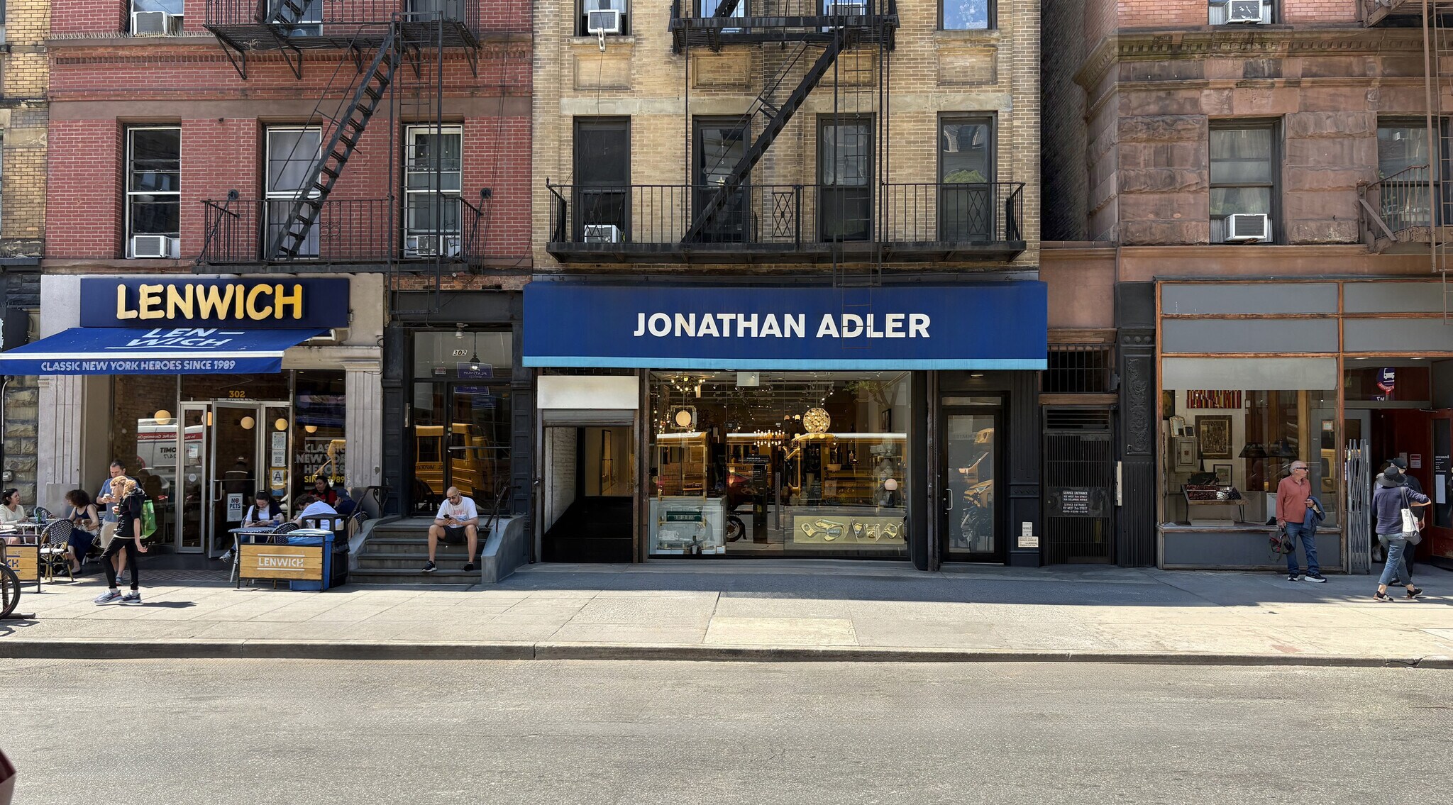 304 Columbus Ave, New York, NY à louer Photo de l’immeuble– Image 1 sur 2