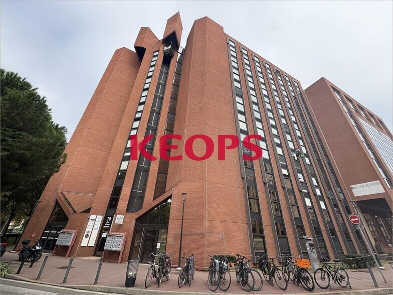 10 Place Alfonse Jourdain, Toulouse à vendre - Photo de l’immeuble – Image 2 sur 9