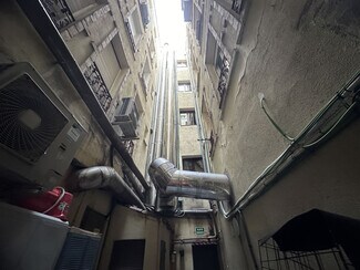 Plus de détails pour Local commercial à louer