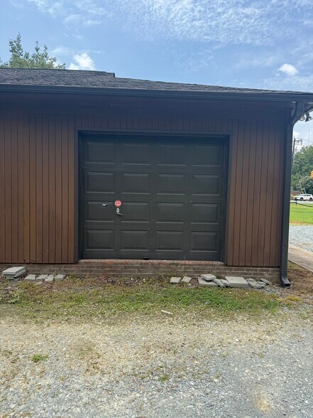 5601 Old Monroe Rd, Indian Trail, NC à louer - Photo de l’immeuble – Image 3 sur 4