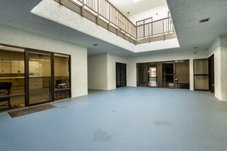 501 W Channel Islands Blvd, Port Hueneme, CA à louer Photo intérieure– Image 2 sur 6