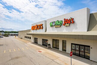 Plus de détails pour 8801-8903 N Knoxville Ave, Peoria, IL - Local commercial à louer