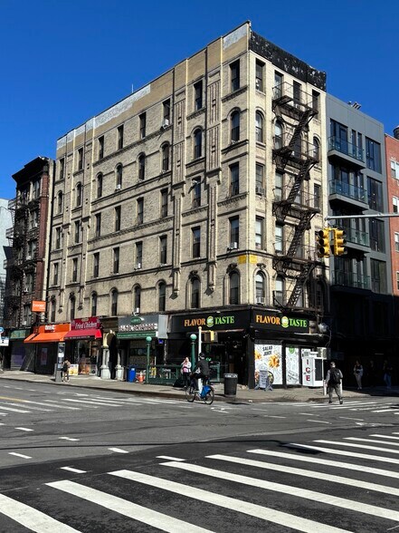 197 Madison St, New York, NY à vendre - Photo de l’immeuble – Image 2 sur 31