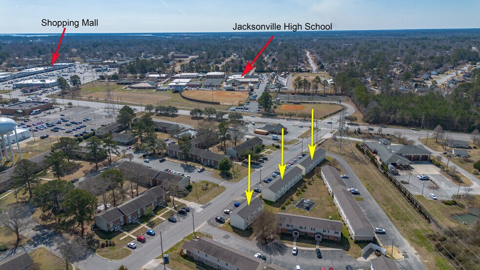 2322 Indian Dr, Jacksonville, NC à vendre - Photo de l’immeuble – Image 3 sur 17