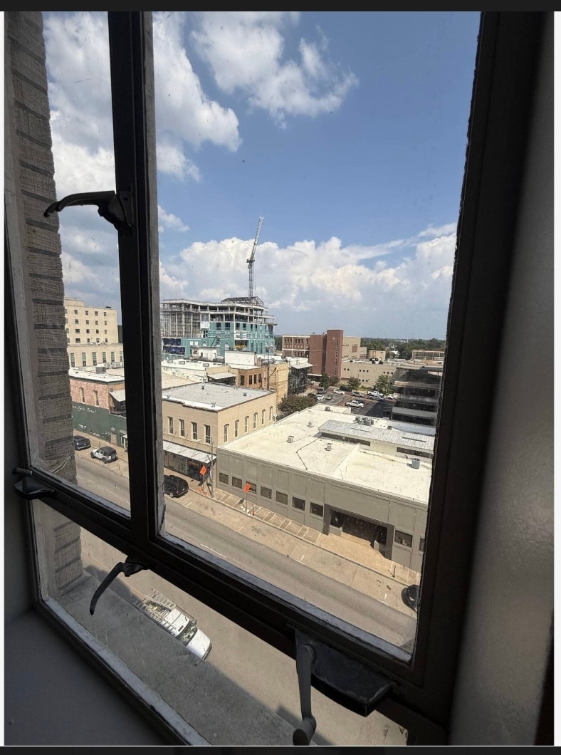 121 S Broadway Ave, Tyler, TX à louer Photo intérieure– Image 1 sur 3