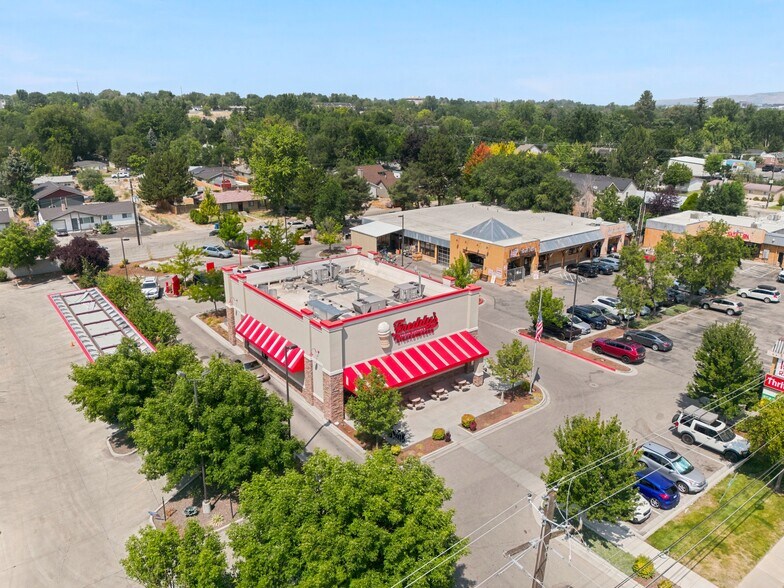 2143 S Broadway Ave, Boise, ID à vendre - Photo de l’immeuble – Image 3 sur 14