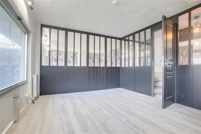 Plus de détails pour Avenue Jean Aicard, Paris - Bureau à louer