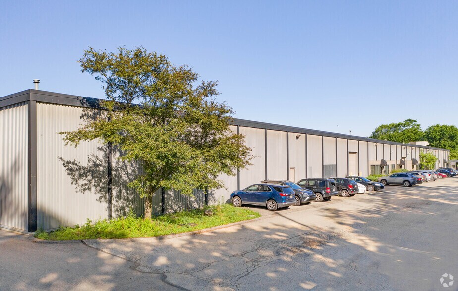 1601-1621 Parkway View Dr, Pittsburgh, PA à louer - Photo principale – Image 1 sur 4