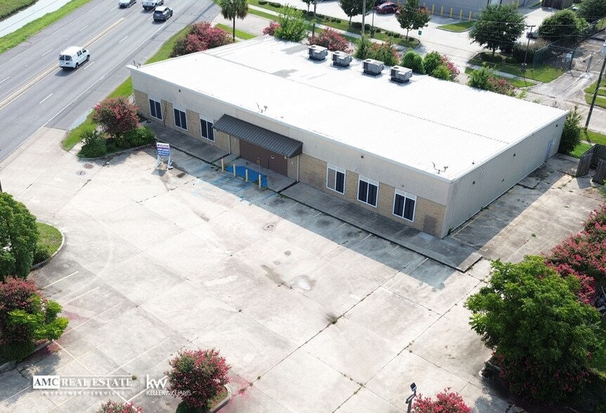 7505 Airline Dr, Metairie, LA à vendre - Photo de l’immeuble – Image 2 sur 5