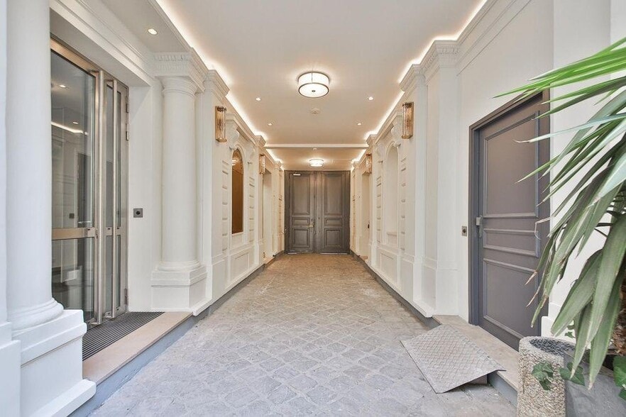 53 Rue D'Hauteville, Paris à louer - Hall d’entrée – Image 3 sur 30