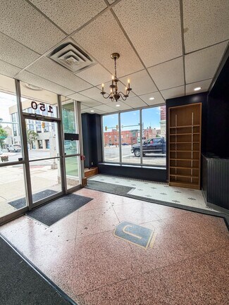 Plus de détails pour 144-150 W Center St, Marion, OH - Local commercial à louer