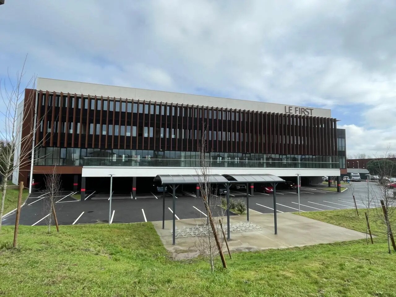 Bureau dans Mérignac à louer Photo de l’immeuble– Image 1 sur 15