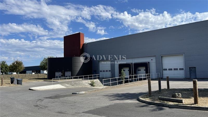 514 Avenue Marguerite Perey, Lieusaint à louer - Photo de l’immeuble – Image 2 sur 12