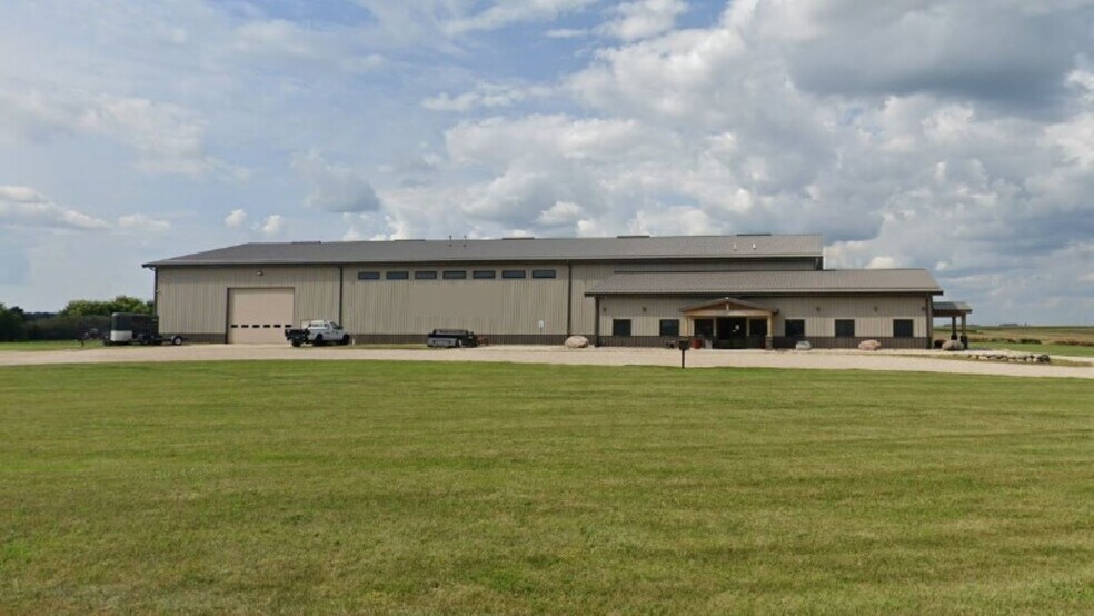 3303 Murray Rd, Estherville, IA à vendre - Photo de l’immeuble – Image 1 sur 3