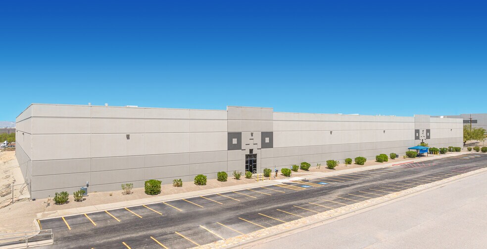 12430 Mercantile Ave, El Paso, TX à louer - Photo de l’immeuble – Image 3 sur 31