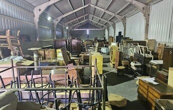 Ferny Hl, Barnet à louer Photo intérieure– Image 2 sur 2