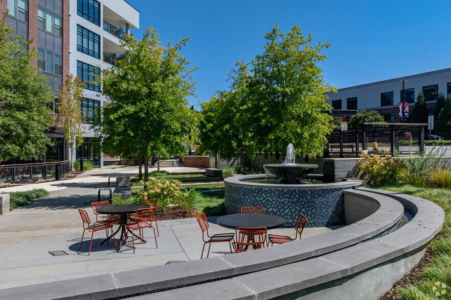 2801 Windy Ridge Pky SE, Atlanta, GA à louer - Photo de l’immeuble – Image 3 sur 4