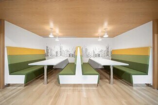 Plus de détails pour 200 Broadhollow Rd, Melville, NY - Coworking à louer