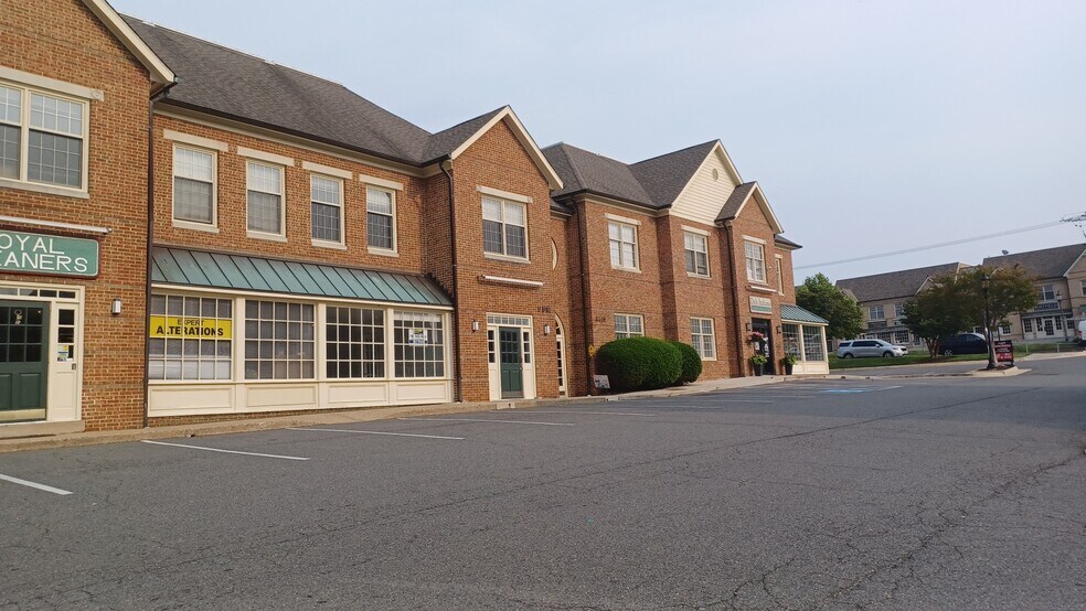 9911-9913 Georgetown Pike, Great Falls, VA à louer - Photo de l’immeuble – Image 2 sur 8