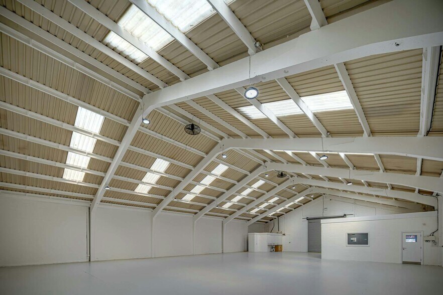 Station Rd, Birmingham à louer - Photo de l’immeuble – Image 3 sur 26