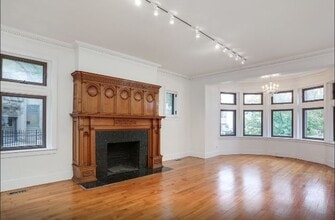 2921 E Jefferson Ave, Detroit, MI à louer Photo intérieure– Image 1 sur 7