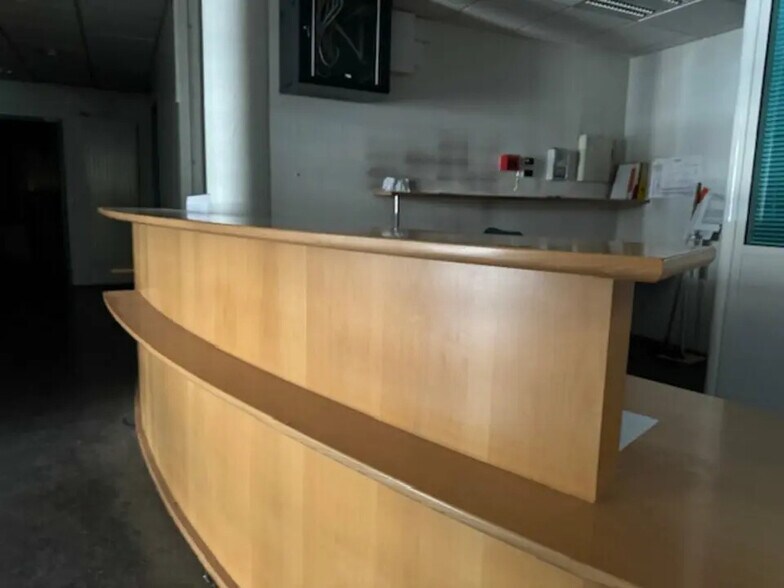 Bureau dans Villefranche-sur-Saône à louer - Photo de l’immeuble – Image 3 sur 3