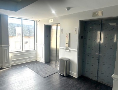 22341 W Eight Mile Rd, Detroit, MI à louer - Photo de l’immeuble – Image 1 sur 5