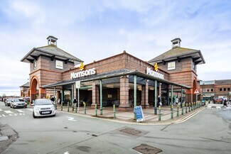 Plus de détails pour Green Oaks Shopping Centre, Widnes - Coworking à louer