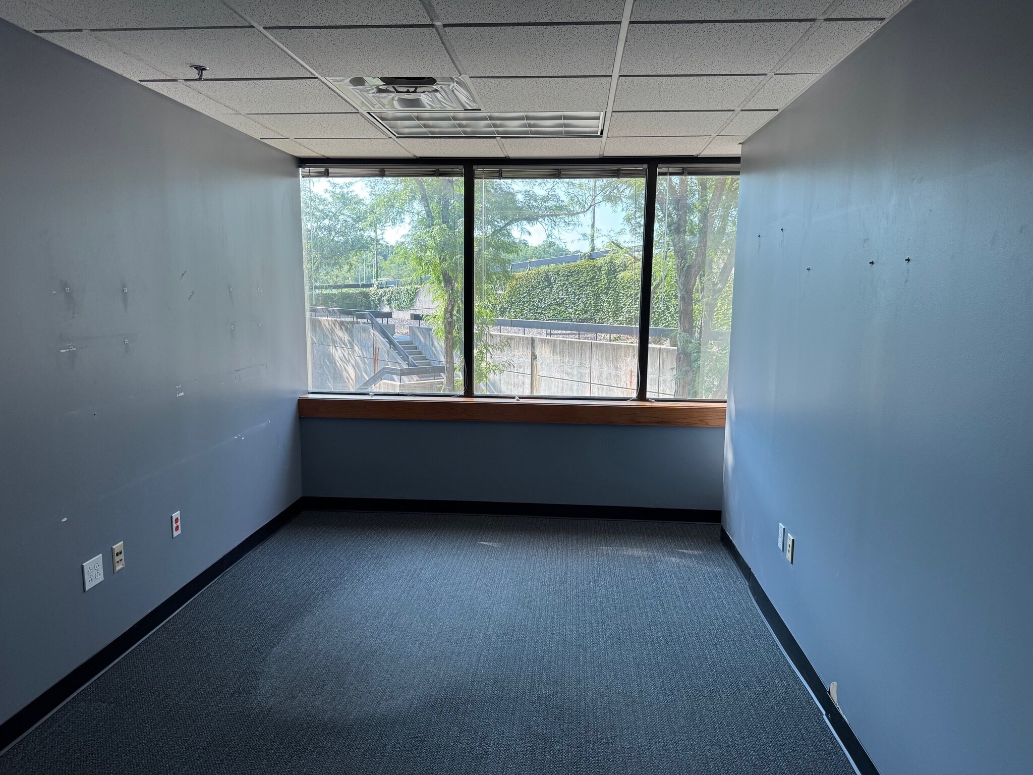 4370 W 109th St, Overland Park, KS à louer Photo intérieure– Image 1 sur 2