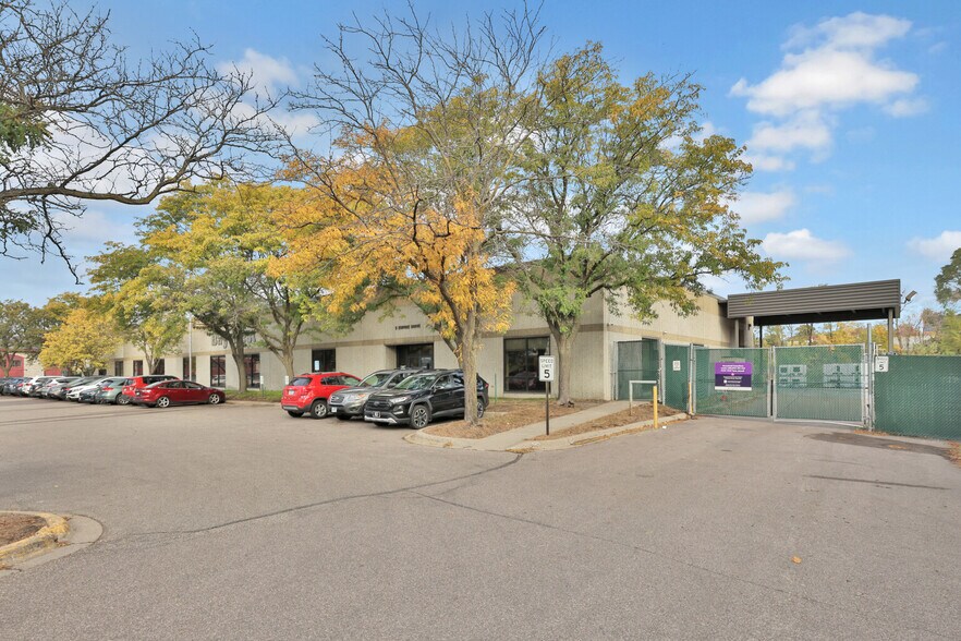 5 Empire Dr, Saint Paul, MN à vendre - Photo de l’immeuble – Image 2 sur 12