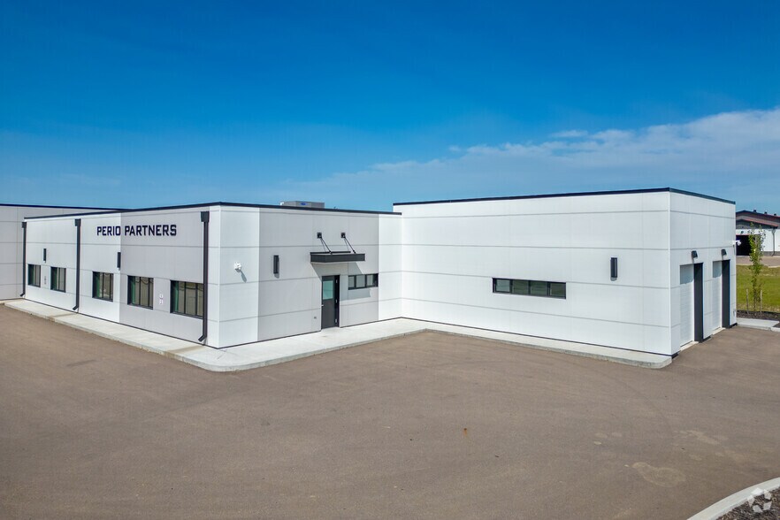 36 Mckenzie Cres, Red Deer County, AB à louer - Photo de l’immeuble – Image 2 sur 7