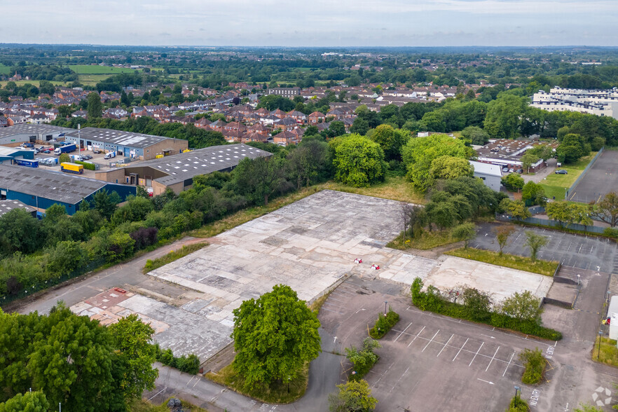 51 Saffron Rd, Wigston à vendre - Photo de l’immeuble – Image 3 sur 23
