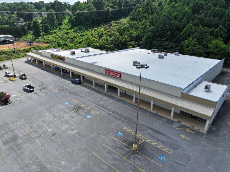 4707 Dayton Blvd, Chattanooga, TN à louer - Photo de l’immeuble – Image 2 sur 12