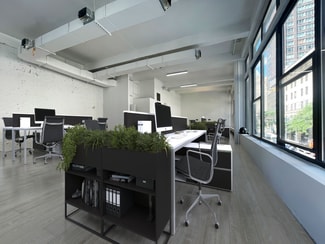 Plus de détails pour 300 W 56th St, New York, NY - Bureau/Local commercial à louer