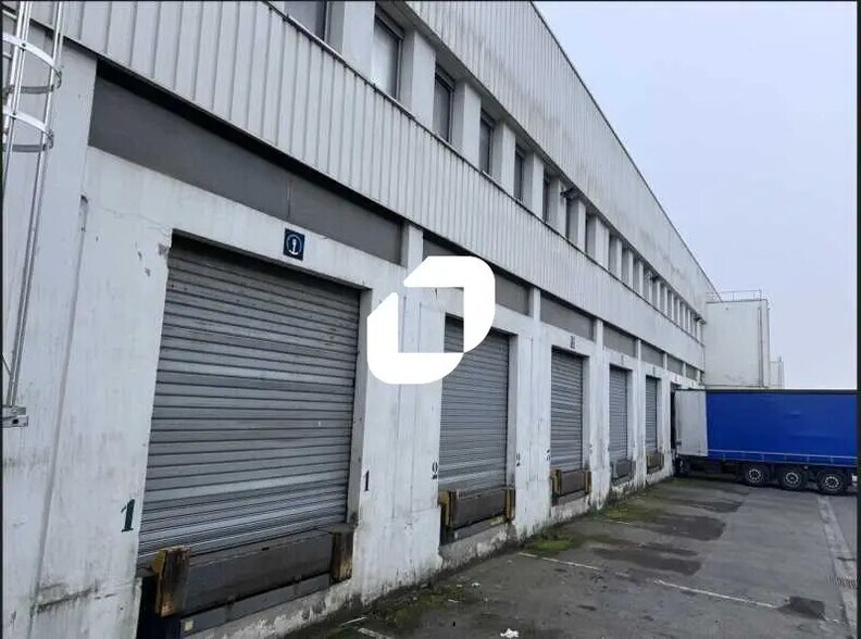 456 Rue De La Louvière, Fretin à louer - Photo de l’immeuble – Image 2 sur 17