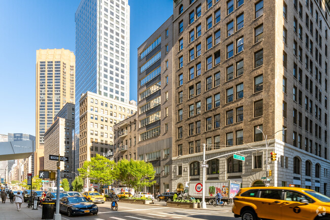 Plus de détails pour 451 Park Ave S, New York, NY - Bureau, Bureau/Médical à louer