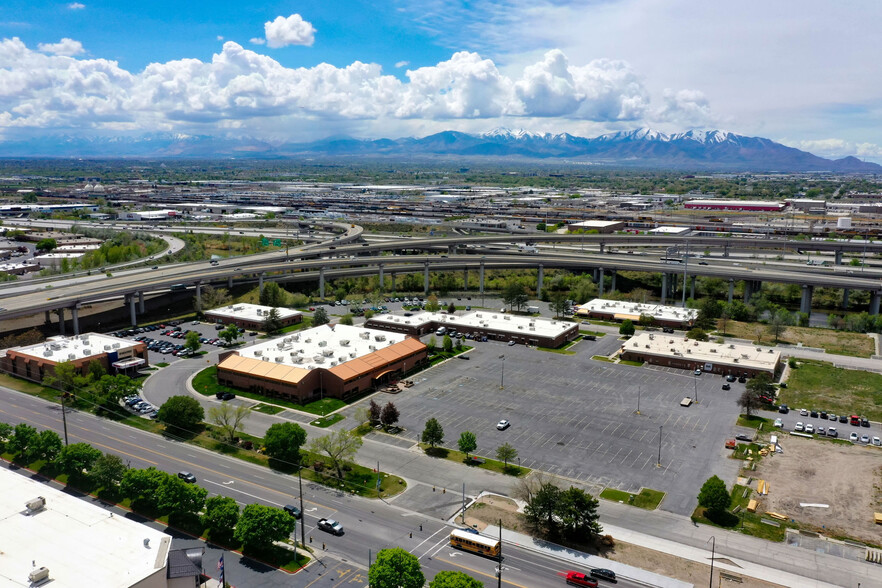 2300 S 300 W, Salt Lake City, UT à louer - Aérien – Image 1 sur 17
