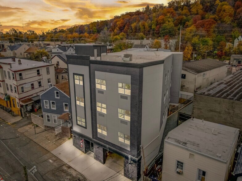 48 Chadwick St, Paterson, NJ à vendre - Photo de l’immeuble – Image 2 sur 14