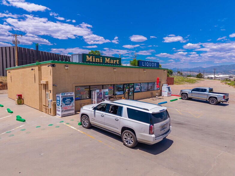105 Forge Rd, Canon City, CO à vendre - Photo de l’immeuble – Image 2 sur 53