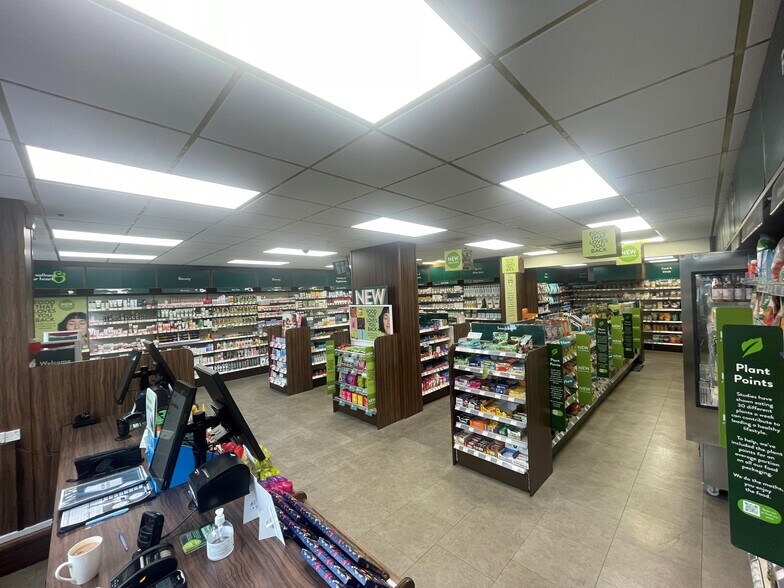 76 High St, Sheerness à louer - Photo de l’immeuble – Image 3 sur 20