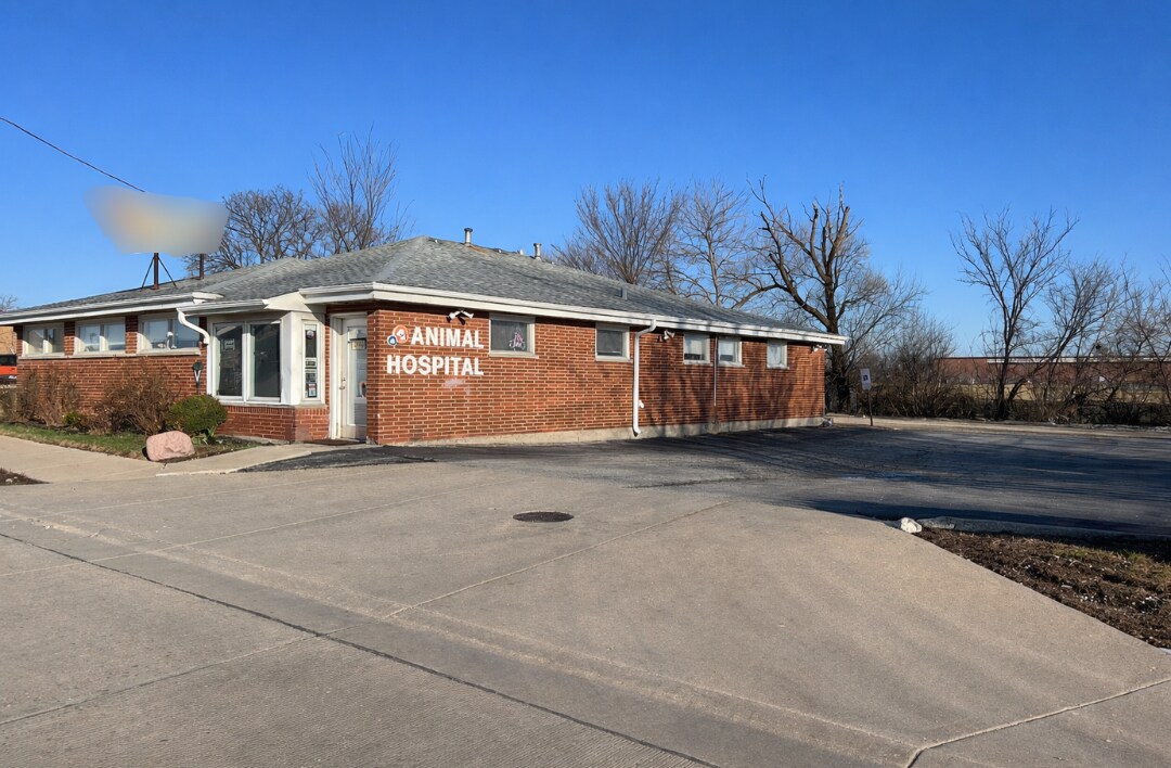 4700 Roosevelt Rd, Hillside, IL à vendre Photo de l’immeuble– Image 1 sur 4
