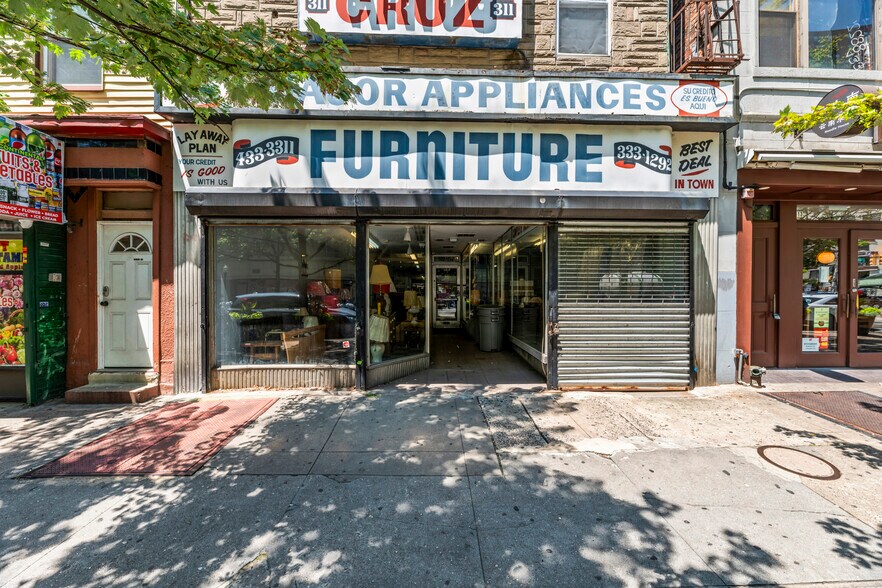 311 Grove St, Jersey City, NJ à louer - Photo de l’immeuble – Image 2 sur 40