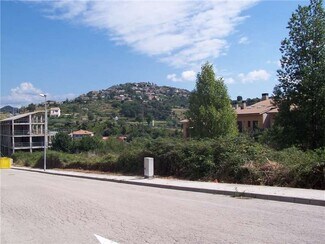 Plus de détails pour Carrer de Gósol, 1, Berga - Terrain à vendre