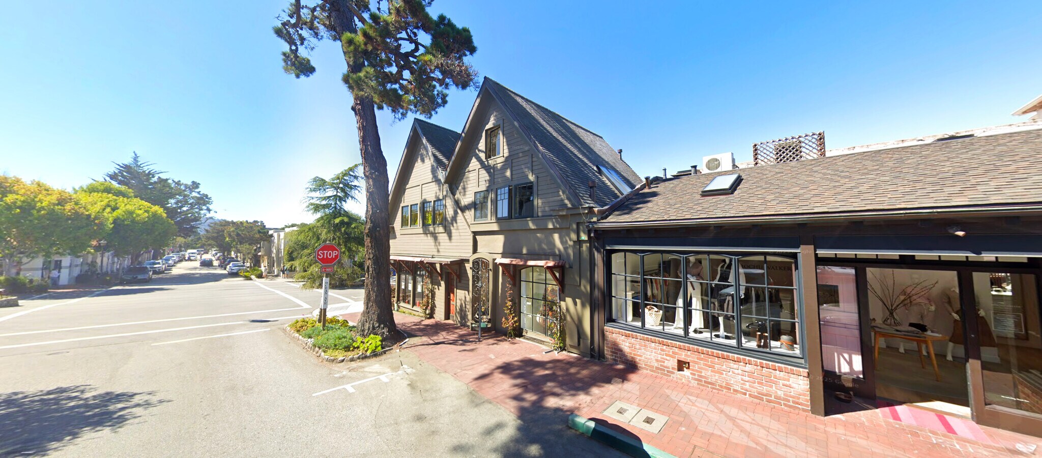 NW Corner Ocean at Dolores St ave, Carmel, CA à louer Photo principale– Image 1 sur 13