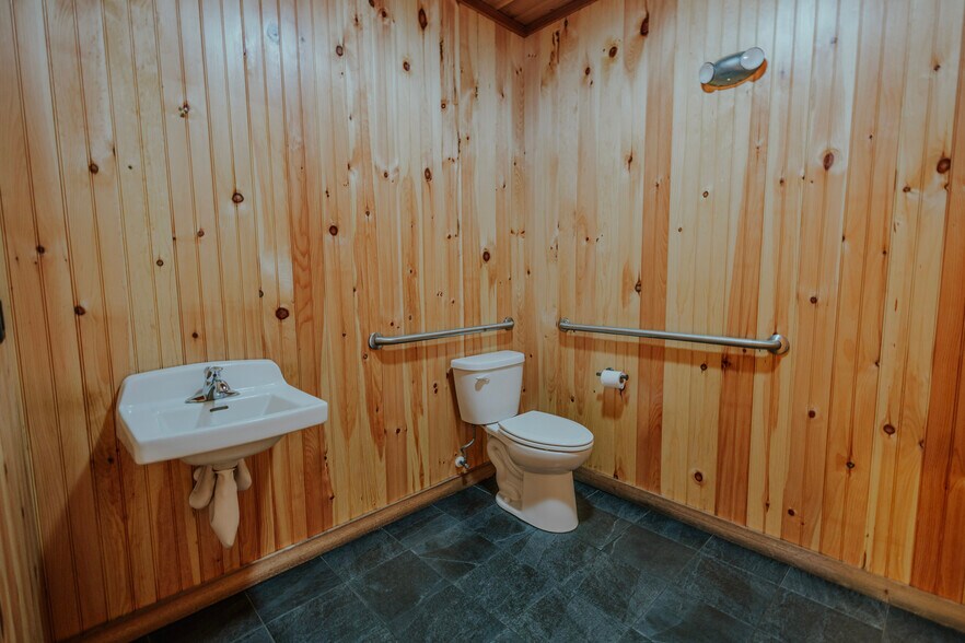 1720 Metcalf Ave, Thomasville, GA à louer - Photo intérieure – Image 3 sur 25