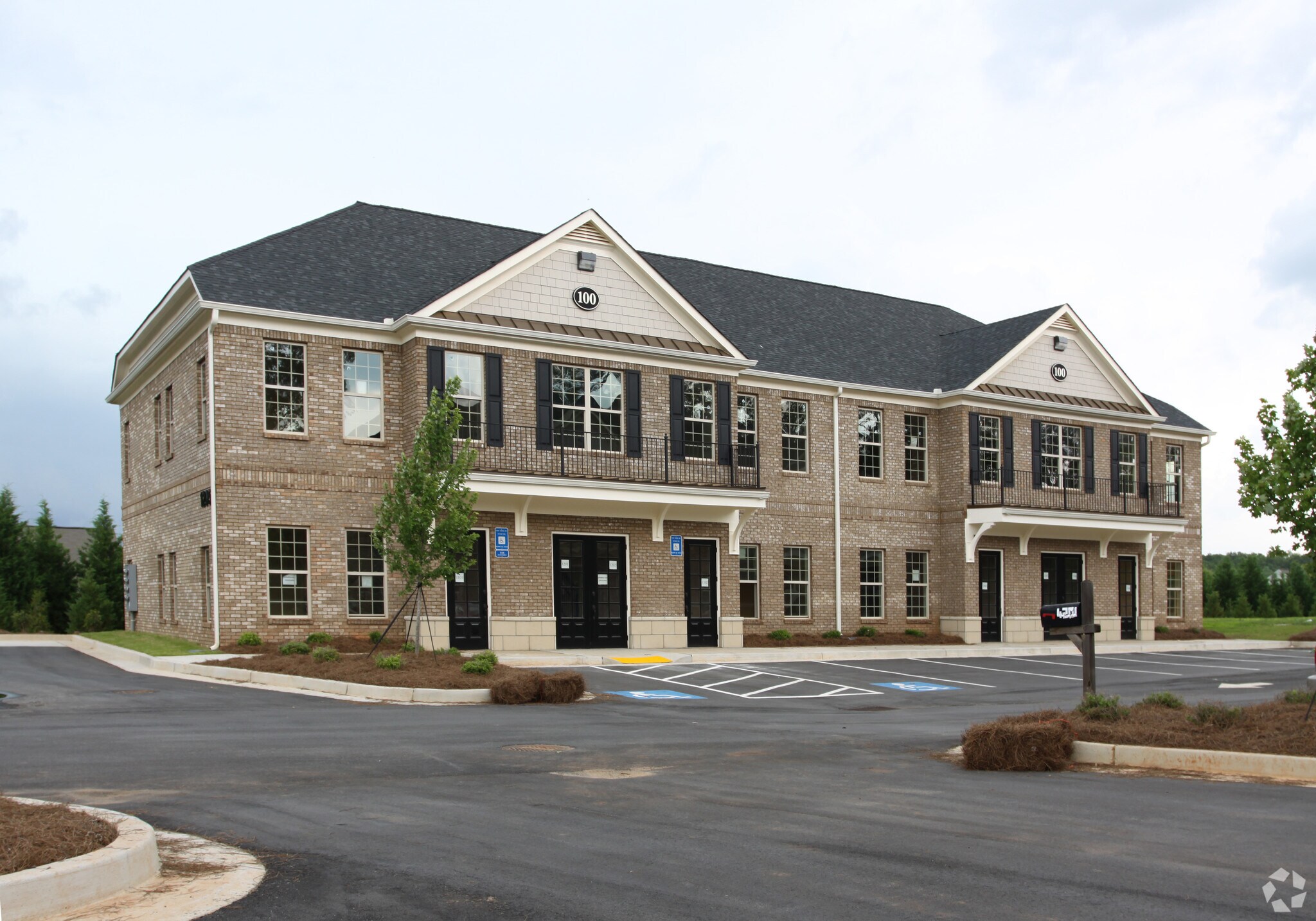 1205 Peachtree Pky, Cumming, GA à louer Photo principale– Image 1 sur 11