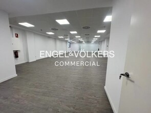Bureau dans Esplugues de Llobregat, Barcelona à louer Photo intérieure– Image 1 sur 11