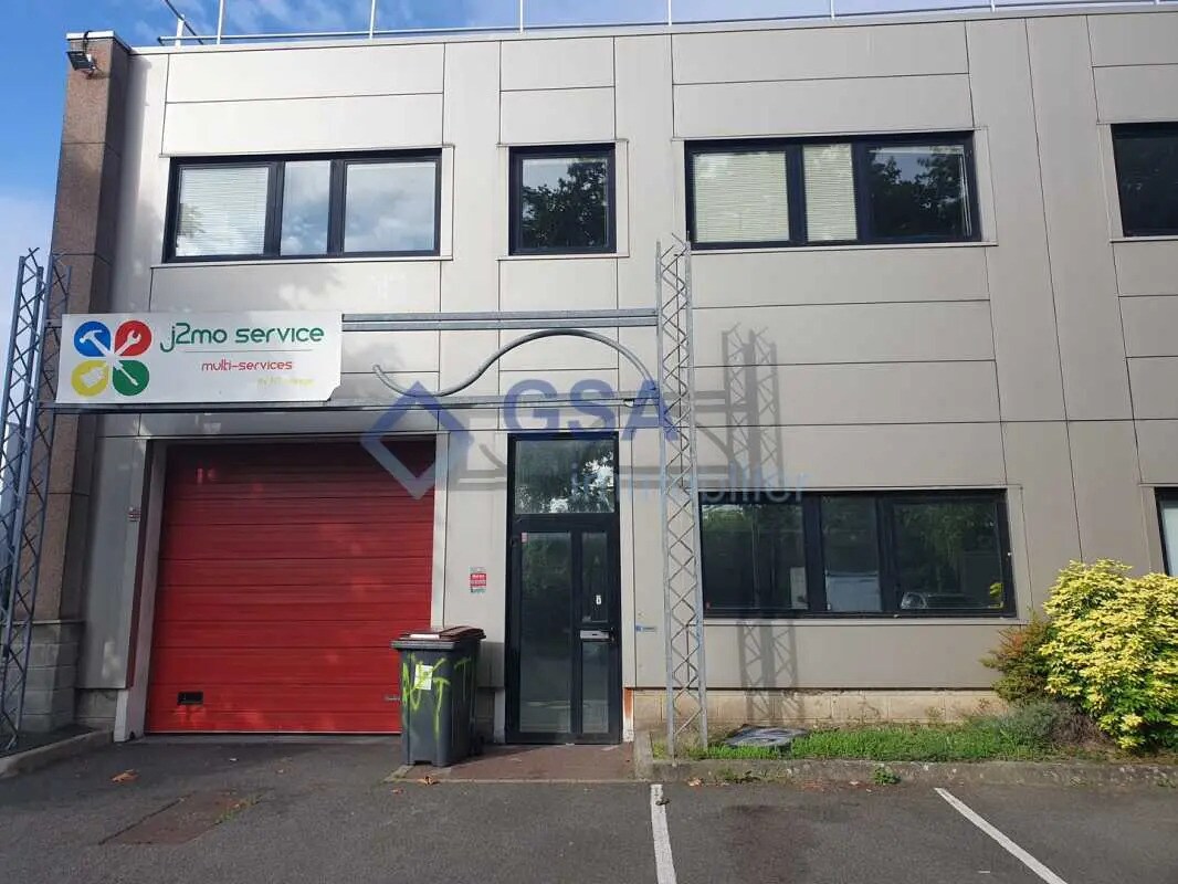 Local d’activités dans Bondoufle à louer Photo de l’immeuble– Image 1 sur 8