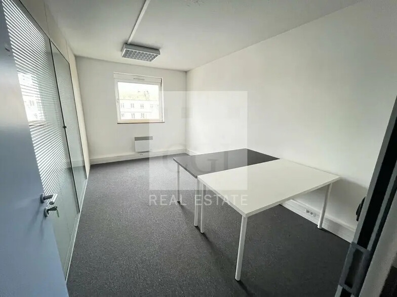 Bureau dans Lyon à louer - Photo de l’immeuble – Image 2 sur 7